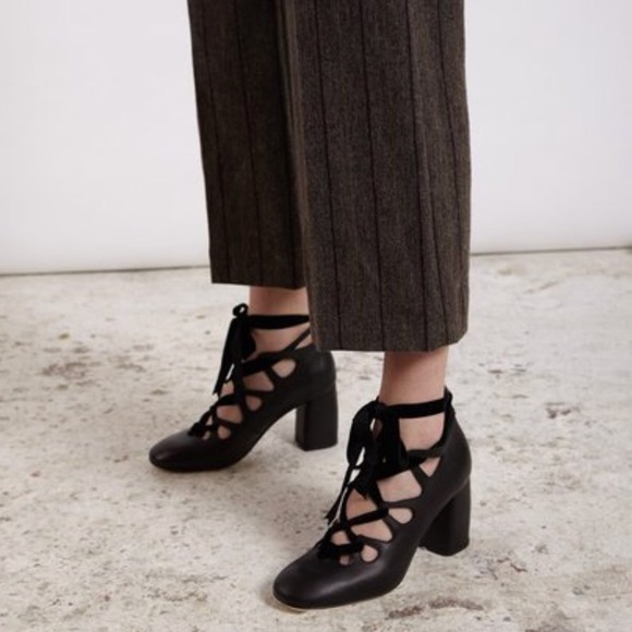 🆕NIB Italian leather Miista velvet lace up pumps - Picture 2 of 8